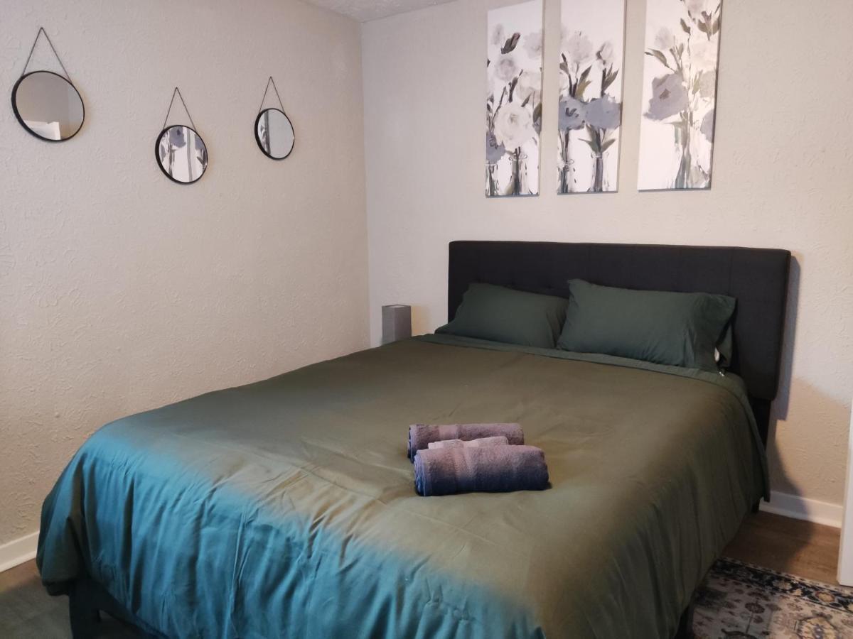 Tranquil Oasis - Private Rooms -Near Downtown Indianapolis Exterior photo