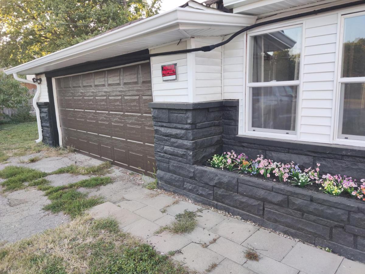 Tranquil Oasis - Private Rooms -Near Downtown Indianapolis Exterior photo